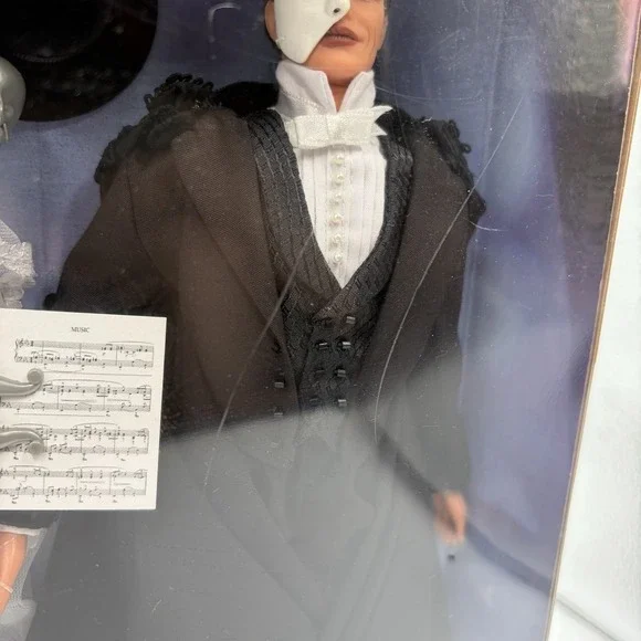 Barbie & Ken Phantom of the Opera Fao Schwartz Limited Collectible Edition 20377 - Picture 10 of 16